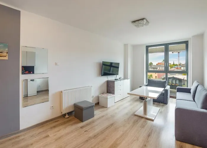 Miedzyzdrojski Rynek, Sun & Snow Międzyzdroje