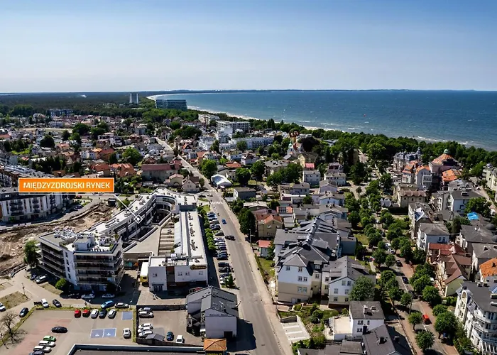 Miedzyzdrojski Rynek, Sun & Snow Międzyzdroje