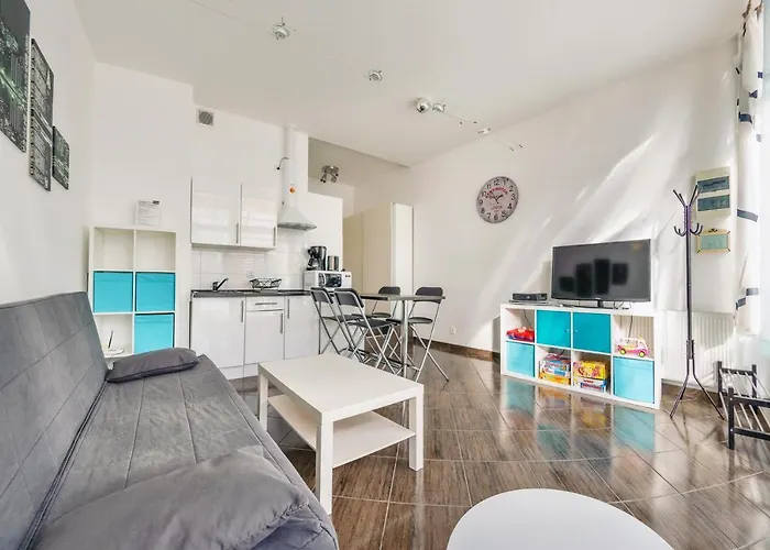 Miedzyzdrojski Rynek, Sun & Snow *