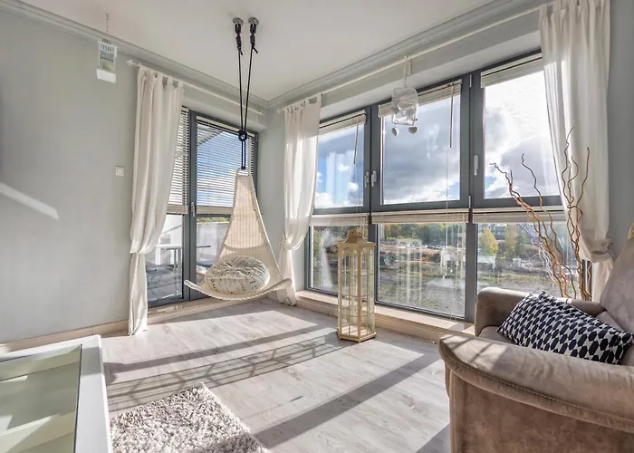 Miedzyzdrojski Rynek, Sun & Snow